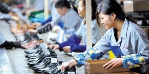 关于鞋用水性PU胶常见问题