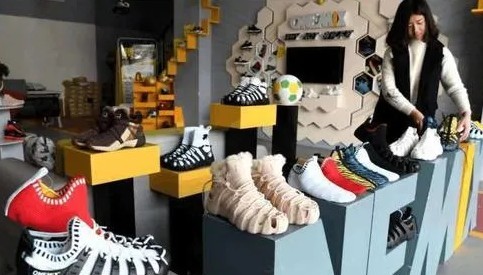 莆田举行产品对接会促进鞋企抱团发展